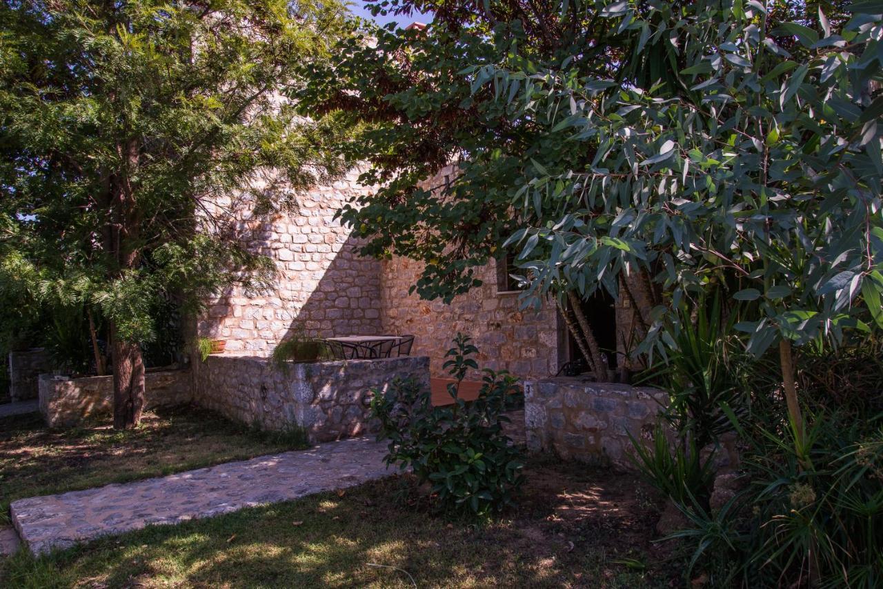 Ktima Petalea Villa ยีธิโอ ภายนอก รูปภาพ