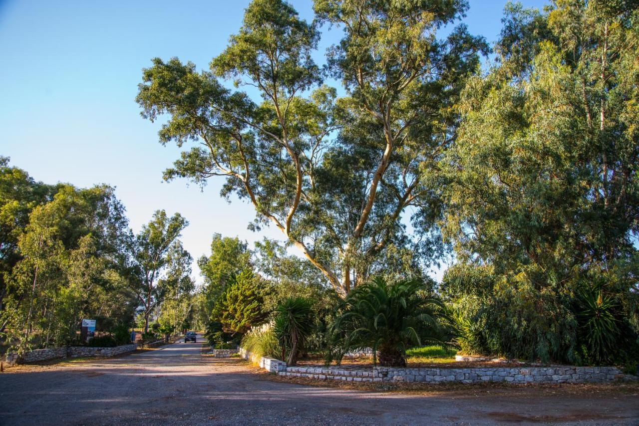 Ktima Petalea Villa ยีธิโอ ภายนอก รูปภาพ